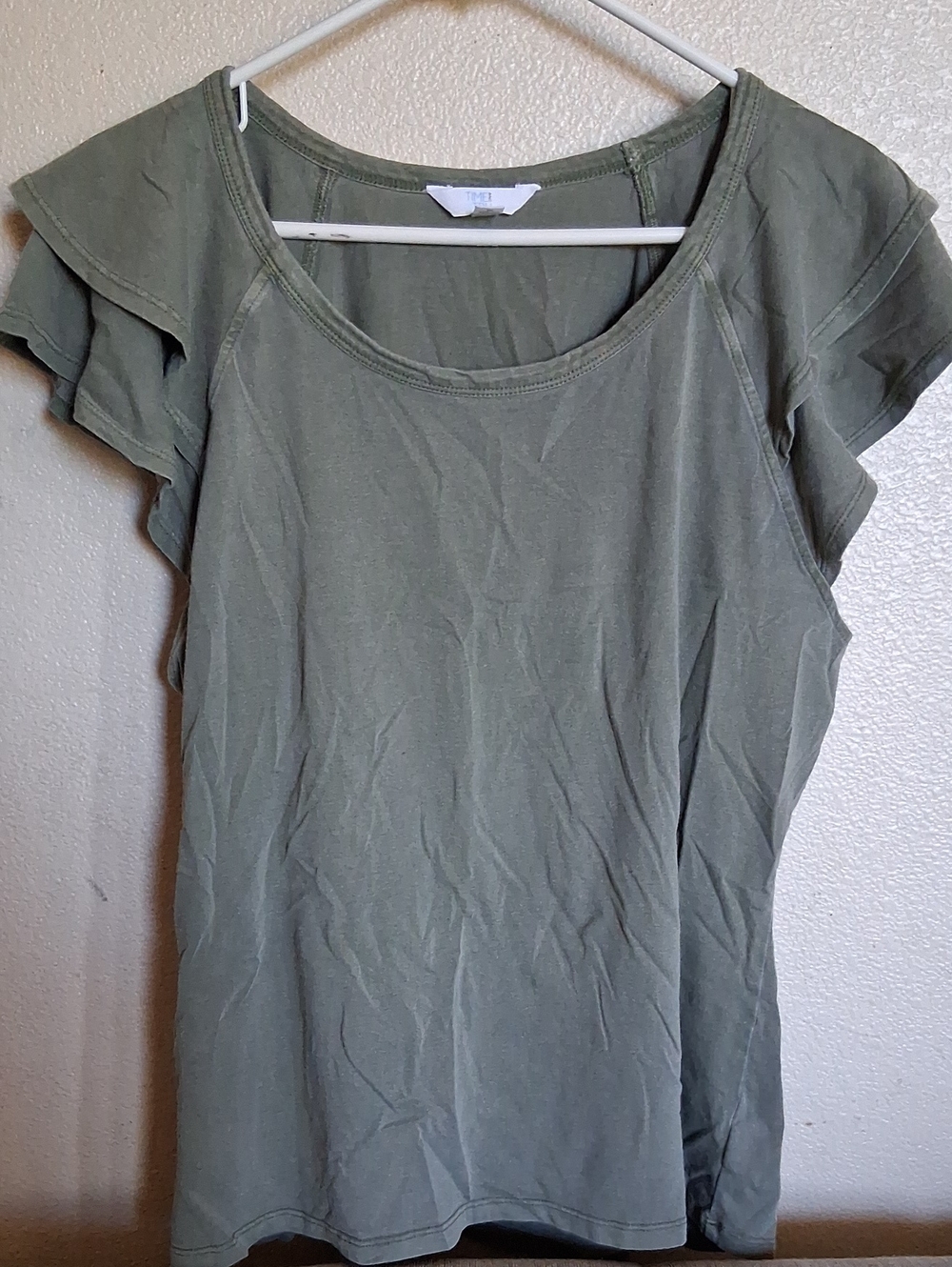 Time and Tru Olive Ruffle Sleeve Scoop Neck Tee